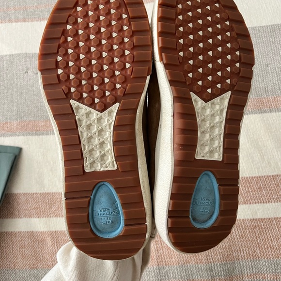 Vans Chelsea slide on shoes - Picture 6 of 7